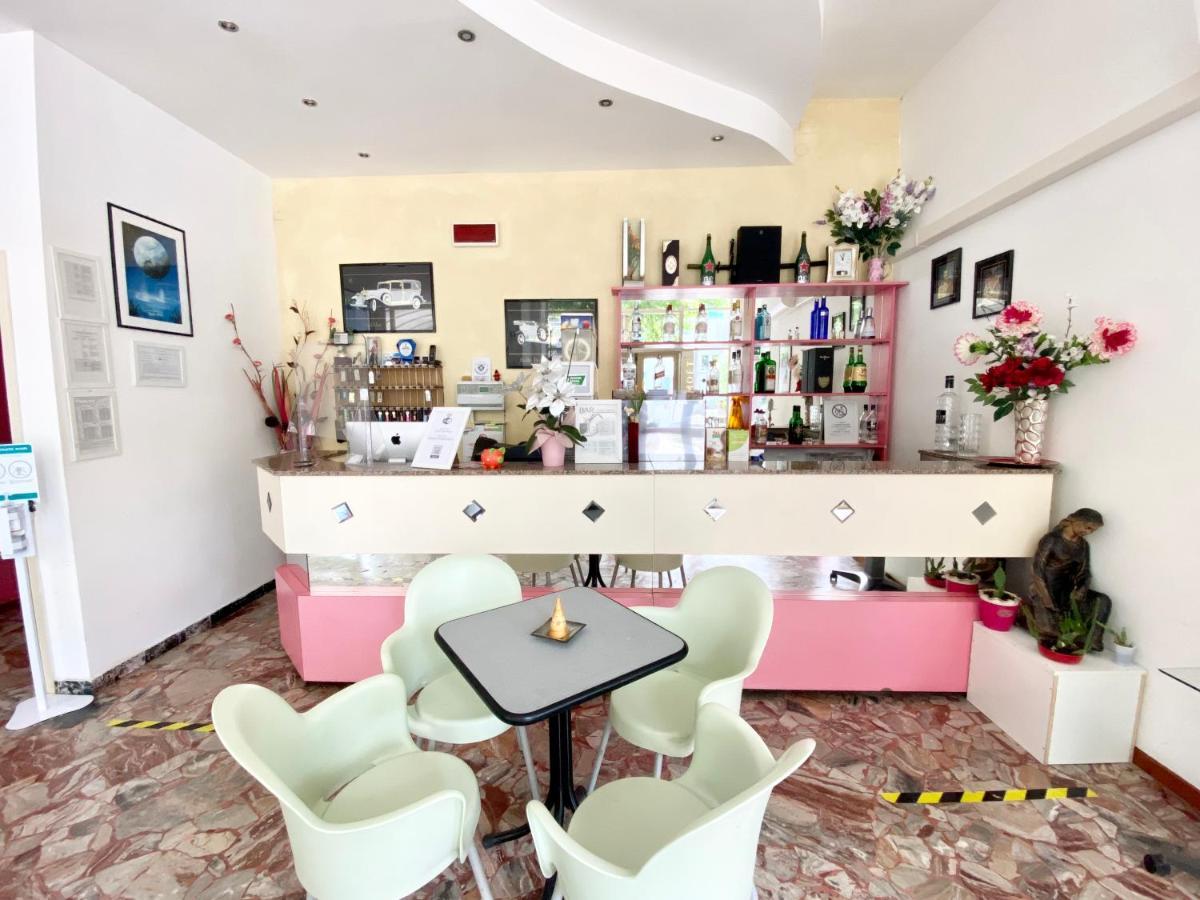 Hotel Luna Rossa Rimini Zewnętrze zdjęcie