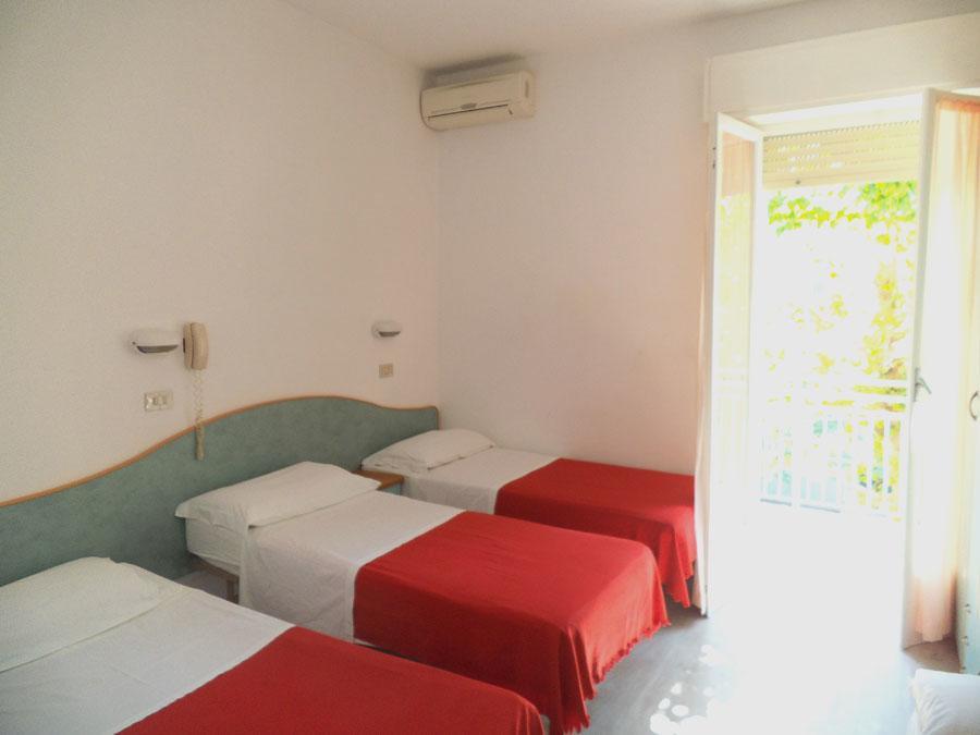 Hotel Luna Rossa Rimini Zewnętrze zdjęcie